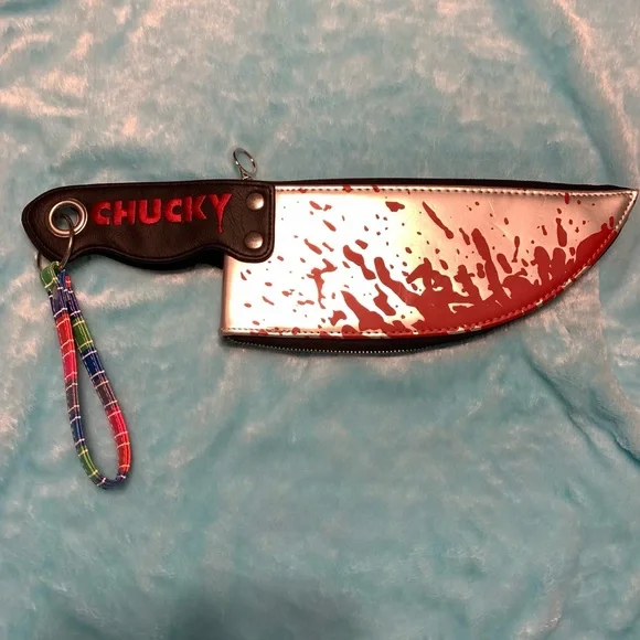 Chucky Knife Purse - Picture 5 of 14